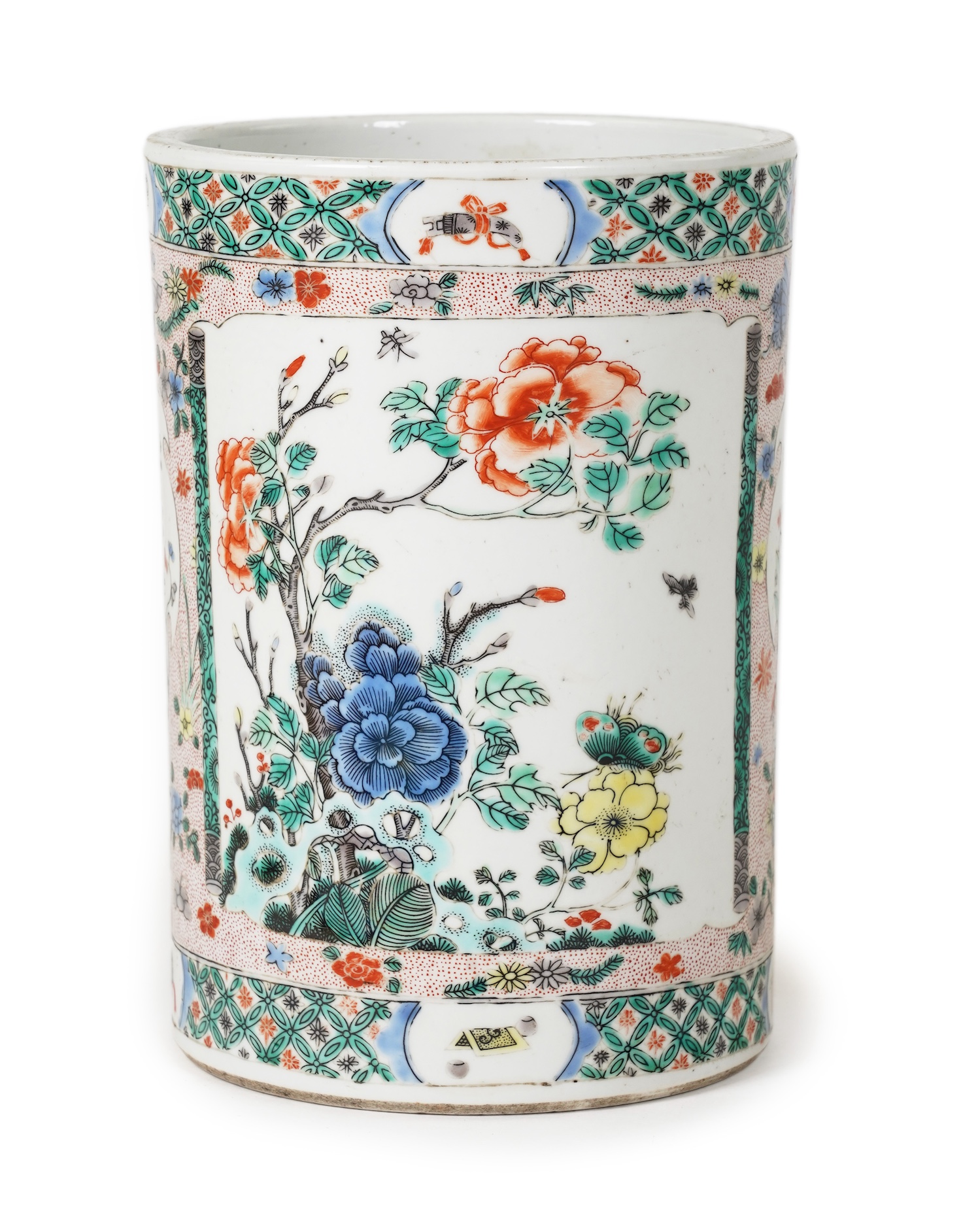 A Chinese famille verte brushpot, late 19th/early 20th century